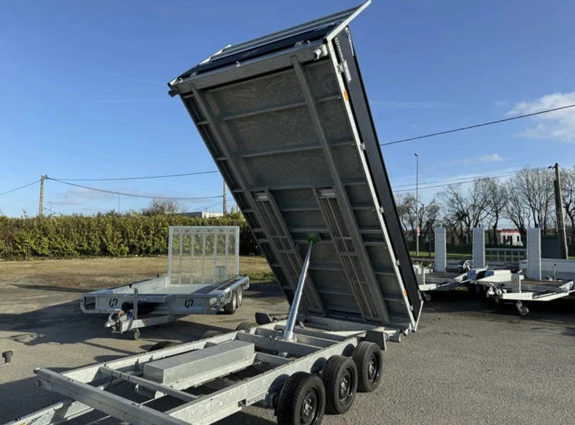 Benne basculante trilatérale 3 × 1 800 kg 3,5 t