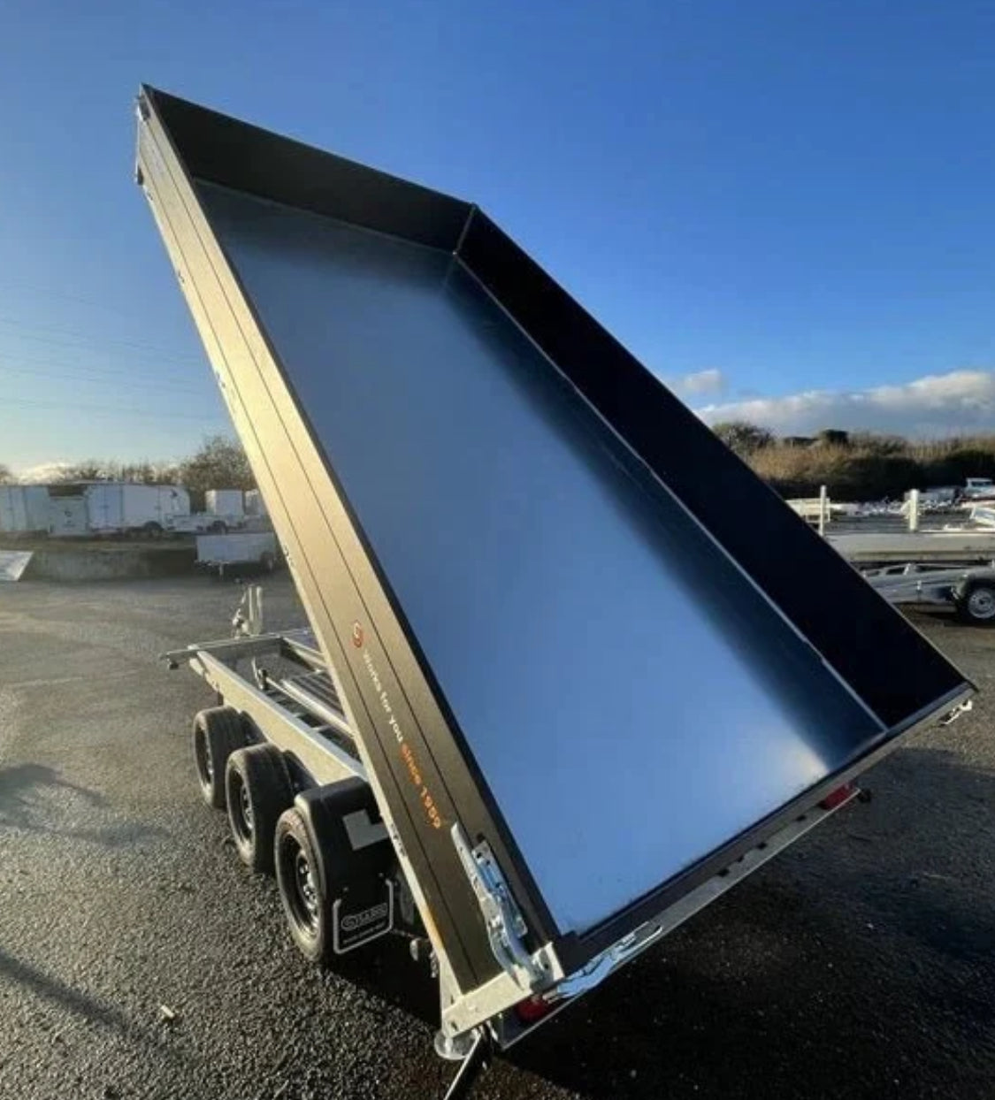 Remorque benne triaxiale Saris K3 406 x 204, 3500 kg